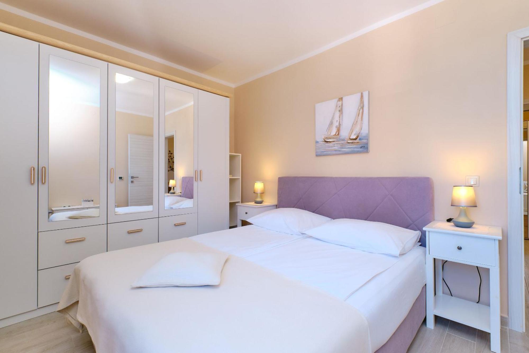 Apartments Enna مالي لوشينغْ المظهر الخارجي الصورة
