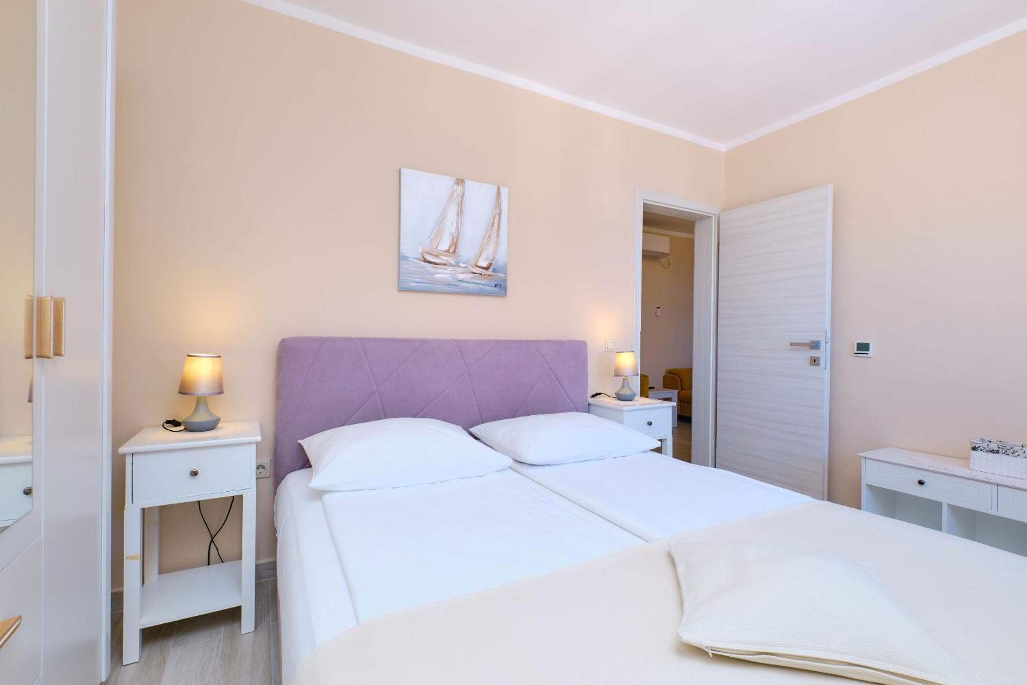 Apartments Enna مالي لوشينغْ المظهر الخارجي الصورة