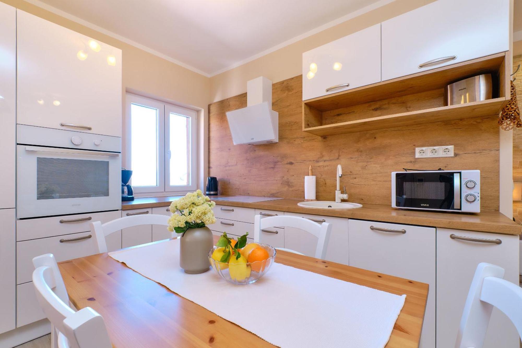 Apartments Enna مالي لوشينغْ المظهر الخارجي الصورة